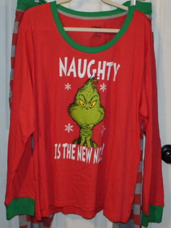 DoctorSuess Other - NWT Dr. Seuss Grinch Pajama set women's size 3X CUTE!!